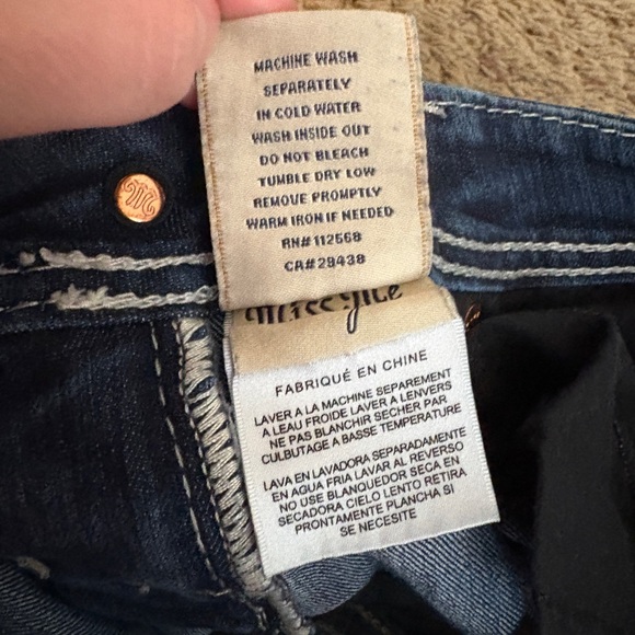Miss Me Skinny Jean Y2K Stitched Bejeweled Women’s Size 26 - Picture 8 of 8